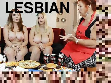 3 fat ass BBW babes - lesbian fetish femdom