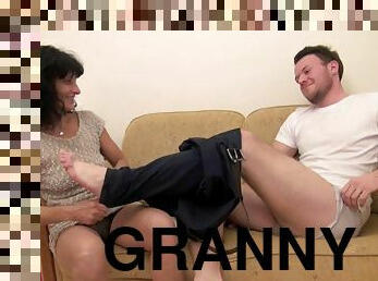 grand-mère, vieux, chatte-pussy, mature, fellation, granny, hardcore, maman, fellation-profonde, jeune-18