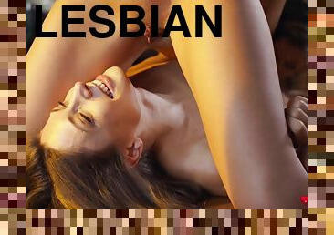 lesbian-lesbian, bertiga