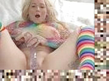 FREE - FULL SCENE - TASTE THE RAINBOW -