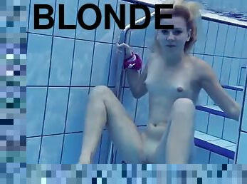 Elena Proklova blonde babe underwater