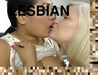 Kinky Gilf Licking Lesbian Plumper