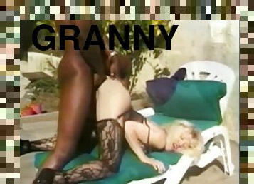 granny, interracial, horny, blonde, néerlandais, baise-de-cul