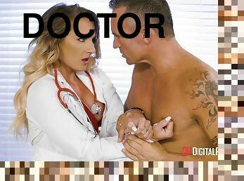 Curvaceous doctor in stockings gets fucked in the ass