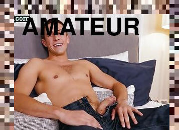 masturbation, amateur, ejaculation-sur-le-corps, gay, branlette, secousses, première-fois, solo, rasé