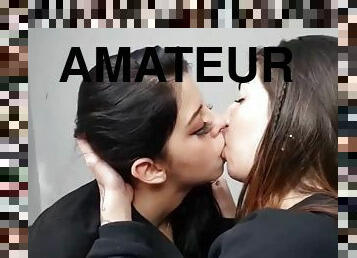 amador, lésbicas, beijando