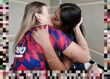 amador, lésbicas, beijando