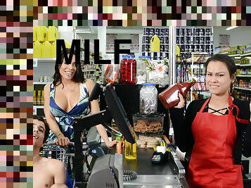 Perverted Grocery Store Milf Luna Star Sex Video