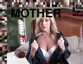 Steamy STEP MOTHER - Amateur Porn
