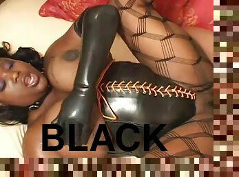 Fat black chick in latex fucked in her dirty ass