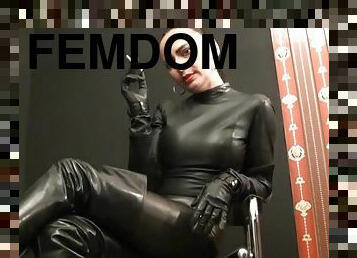 A Diva is talking so shut up, listen and obey slave!!!!2