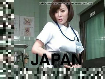 asia, dokter, jepang, handjob-seks-dengan-tangan-wanita-pada-penis-laki-laki, wanita-berbusana-dengan-pria-telanjang, menggoda