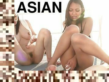 asiatiche, pompini, mammine-mature, giovanissime, hardcore, giapponesi, sesso-di-gruppo, bagnate, bambole