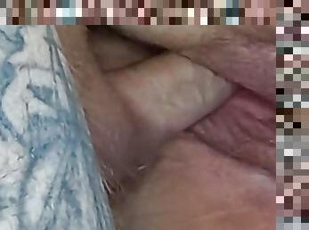 big hairy pussy close-up gets a bigger cumshot