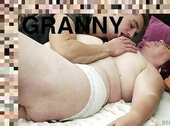 BBW granny vs young guy - Lusty