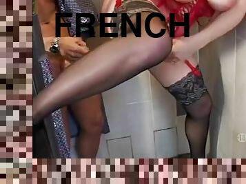 baignade, grosse, mature, française, belle-femme-ronde, douche, baise-de-cul