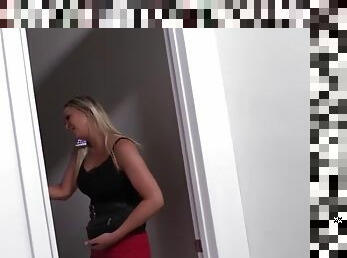 Amateur housewife sucking a massive black dick through a glory hole