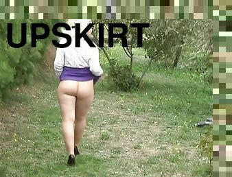 Walk Upskirt-tease Sexy Ass