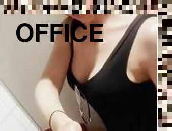 bureau-office, public, gode-ceinture, anal, fellation, fellation-profonde, bdsm, salope, chienne, pute