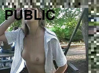 Short skirt girl in public flashing video