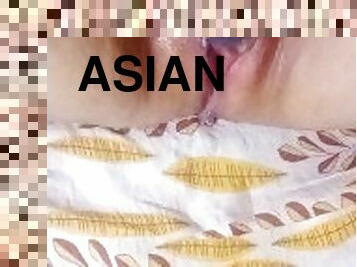 Asian single mom dildo play untill orgasm (close up pussy)