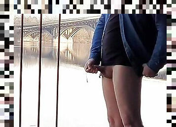 masturbation, en-plein-air, public, ejaculation-sur-le-corps, gay, branlette, cam, voyeur, secousses, ejaculation