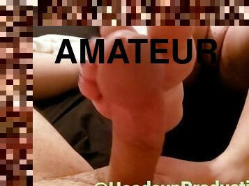 masturbation, amateur, énorme-bite, maison, latina, belle-femme-ronde, pieds, point-de-vue, fétiche, branlette-avec-les-pieds