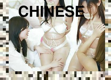 asiatique, cul, gros-nichons, lesbienne, bdsm, sexe-de-groupe, pieds, lingerie, fétiche, bâillonnement