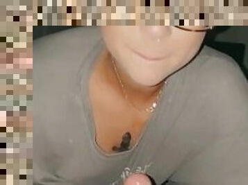 kacamata, amatir, blowjob-seks-dengan-mengisap-penis, cumshot-keluarnya-sperma, buatan-rumah, handjob-seks-dengan-tangan-wanita-pada-penis-laki-laki, pasangan, sudut-pandang, pacar-perempuan, sperma