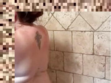 Nikki Boxer caught showering