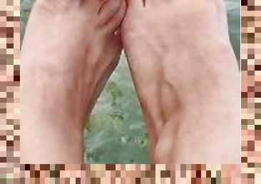 poilue, masturbation, en-plein-air, public, naturel, belle, jambes