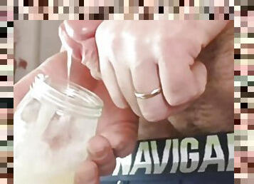 papa, masturbation, ejaculation-sur-le-corps, énorme-bite, ados, gay, branlette, compilation, hirondelle, point-de-vue