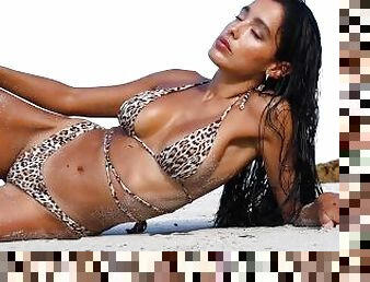 Bikini Model Poses on Beautiful Mexico Beach  ASHY EXCLUSIVES