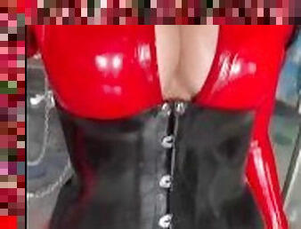 tettone, amatoriali, sadismo-e-masochismo, bocce, latex, solitari, corde-cinghia-sadomaso, donne-dominanti, dominazione, brunette