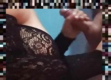 latina haciendo rica mamada