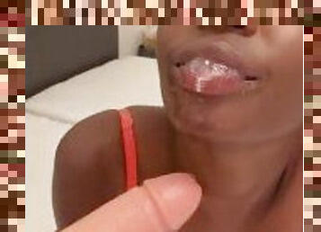 cul, gros-nichons, masturbation, orgasme, chatte-pussy, amateur, fellation, ébène, black, doigtage