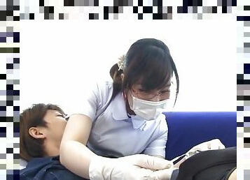 asia, kacamata, perawat, amatir, blowjob-seks-dengan-mengisap-penis, cumshot-keluarnya-sperma, dokter, jepang, sperma, normal