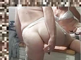 masturbación, amateur, madurita-caliente, juguete, mamá, medias, lencería, consolador, madre, pequeñita