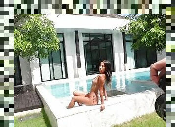 Sexy Asian Model Try on Micro Bikinis at Luxury Pool Villa + Photo Revealed !!