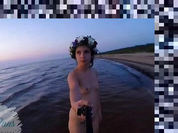 nudisti, u-javnosti, pička-pussy, pušenje, plaža, izbliza, probojni