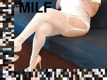 gros-nichons, collants, amateur, milf, pieds, fétiche, solo, blanc, en-nylon, talons-hauts