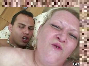 gros-nichons, grand-mère, vieux, chatte-pussy, amateur, mature, fellation, granny, gangbang, horny