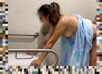 bagno, pubblici, ragazze-giovani, pompini