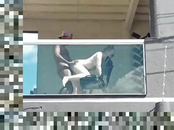 vizinho filma casal fazendo sexo na sacada do predio ela gemia muito