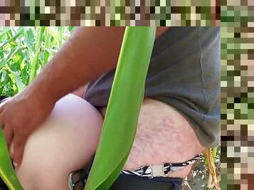 First time trying standing 69 in a cornfield and she cums and squirts hard