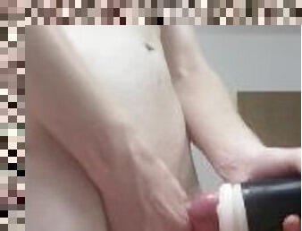 German big cock Juli4986 in a penispump session