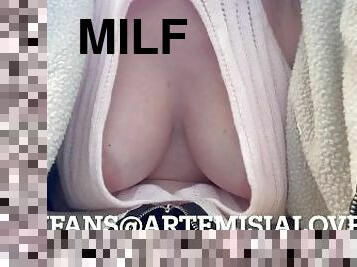 tetas-grandes, madurita-caliente, mamá, europeo, euro, italiano, tetas