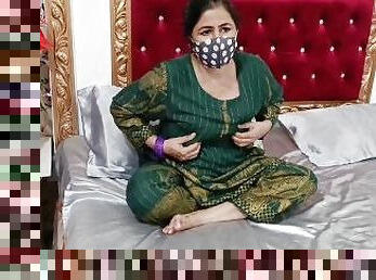 Sexy Indian Desi Bhabhi with Natural Tits Sex with Dildo
