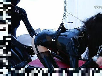 asiatique, lesbienne, jouet, bdsm, latex, chinoise, bondage, brunette