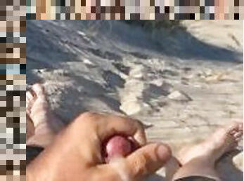 masturbation, public, ejaculation-sur-le-corps, énorme-bite, ados, hardcore, branlette, plage, point-de-vue, attrapée